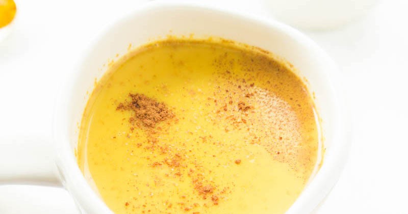 Golden Milk Turmeric-Saffron Latte